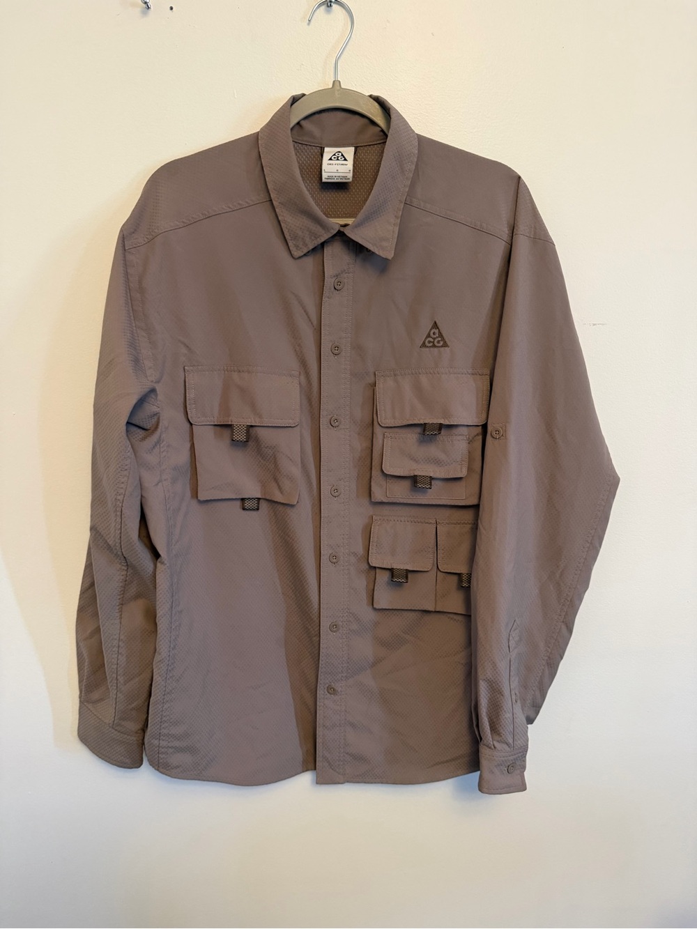 Nike ACG Men's Utility Shirt Jacket - Taupe size L